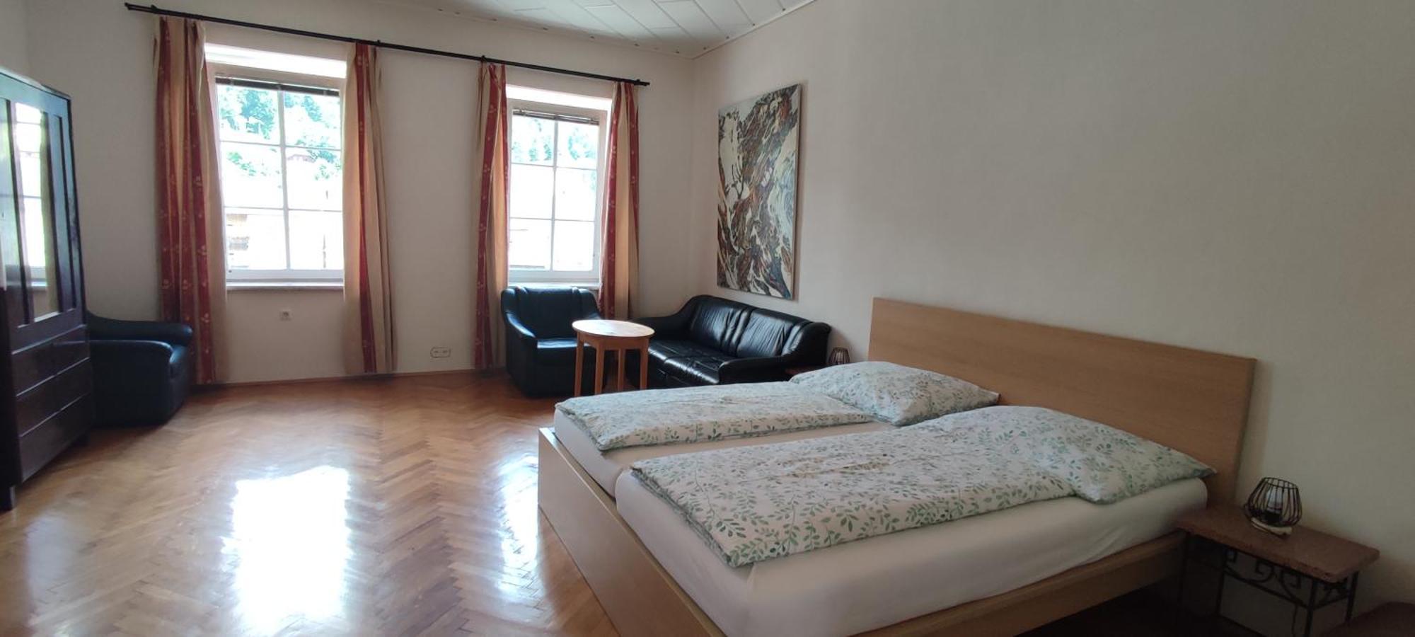 Gaestezimmer & Apartment Mayrhofer Waidhofen an der Ybbs Exterior photo